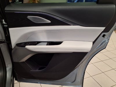 2025 Cadillac LYRIQ Luxury