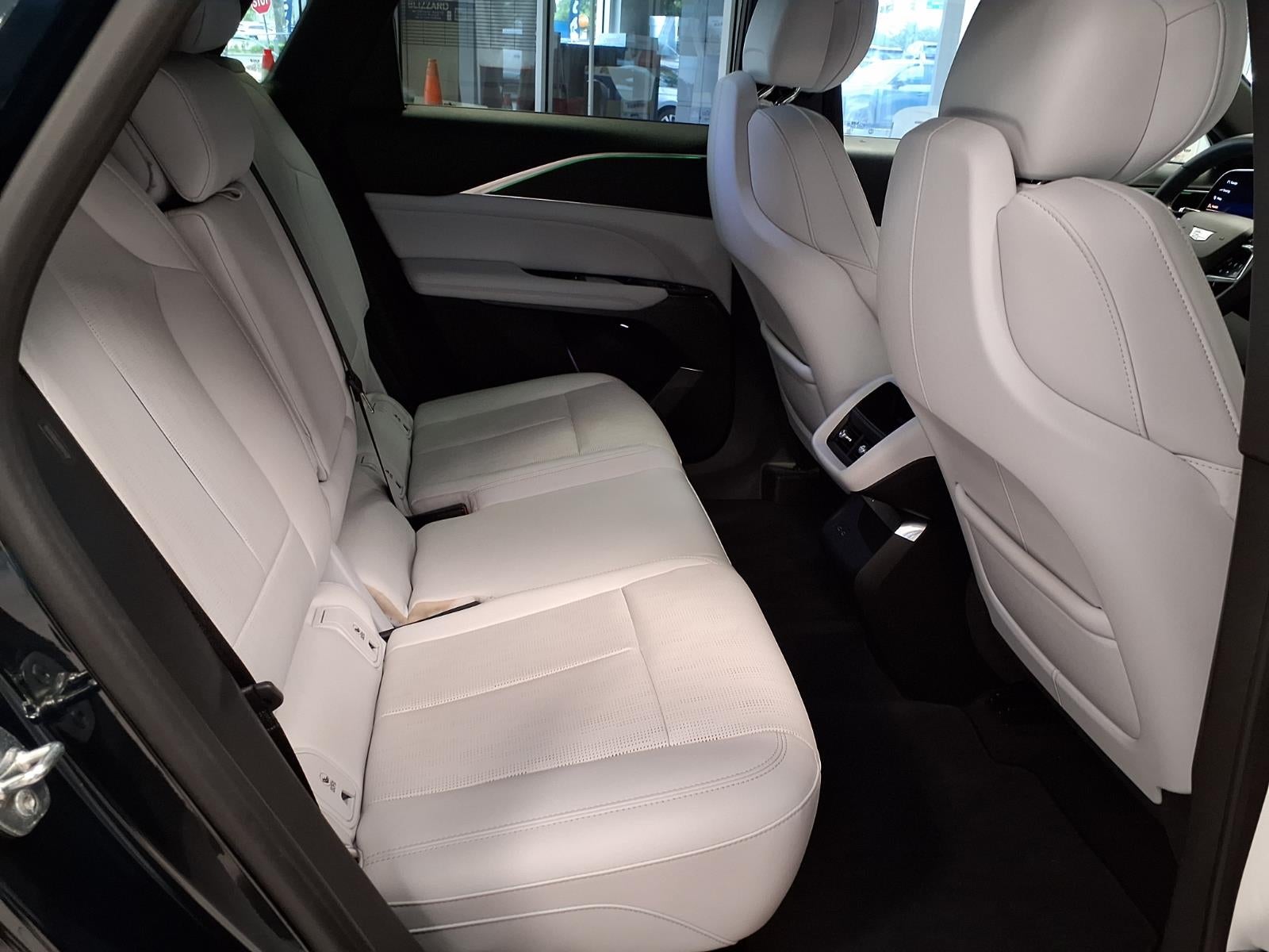 2024 Cadillac LYRIQ Sport