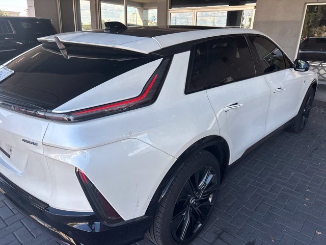 2024 Cadillac LYRIQ Sport