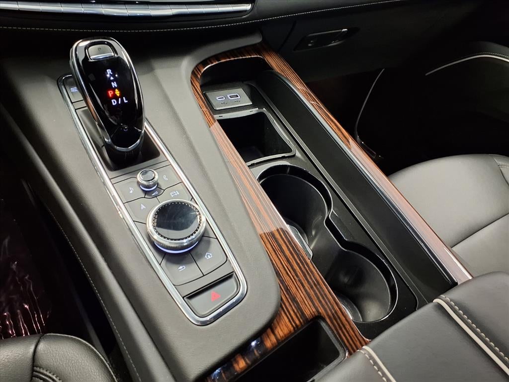 2024 Cadillac Escalade ESV Luxury