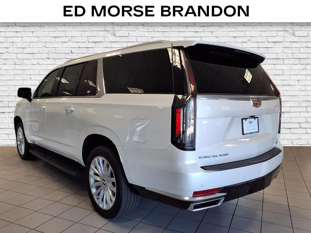 2024 Cadillac Escalade ESV Luxury