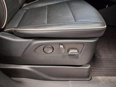 2022 Cadillac Escalade ESV Premium