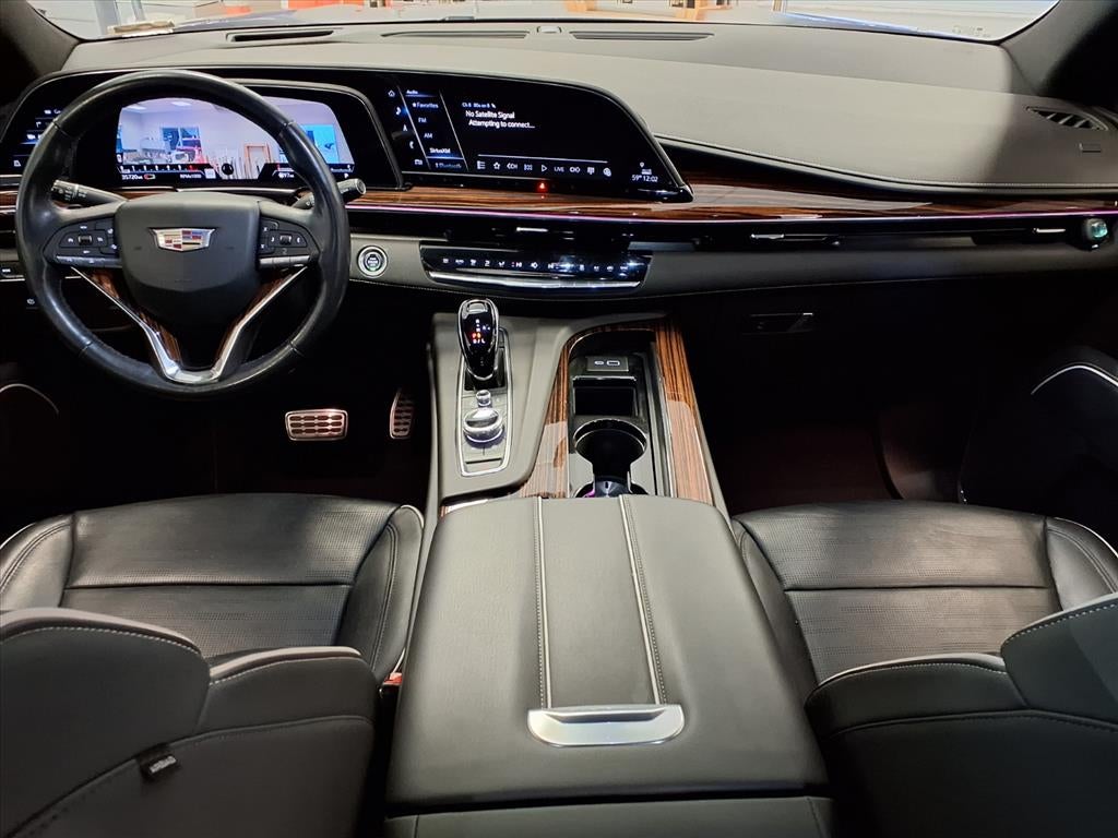 2022 Cadillac Escalade ESV Premium