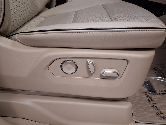 2024 Cadillac Escalade ESV Premium