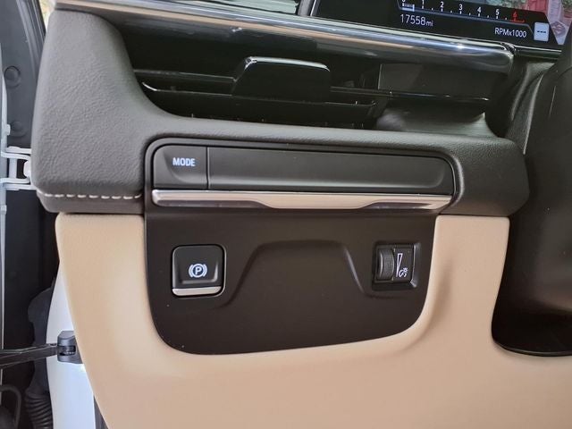 2024 Cadillac Escalade ESV Premium