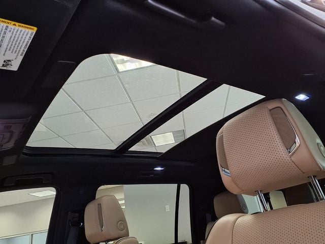 2024 Cadillac Escalade ESV Premium