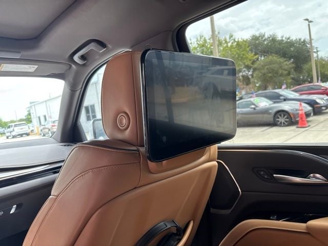 2024 Cadillac Escalade ESV Premium