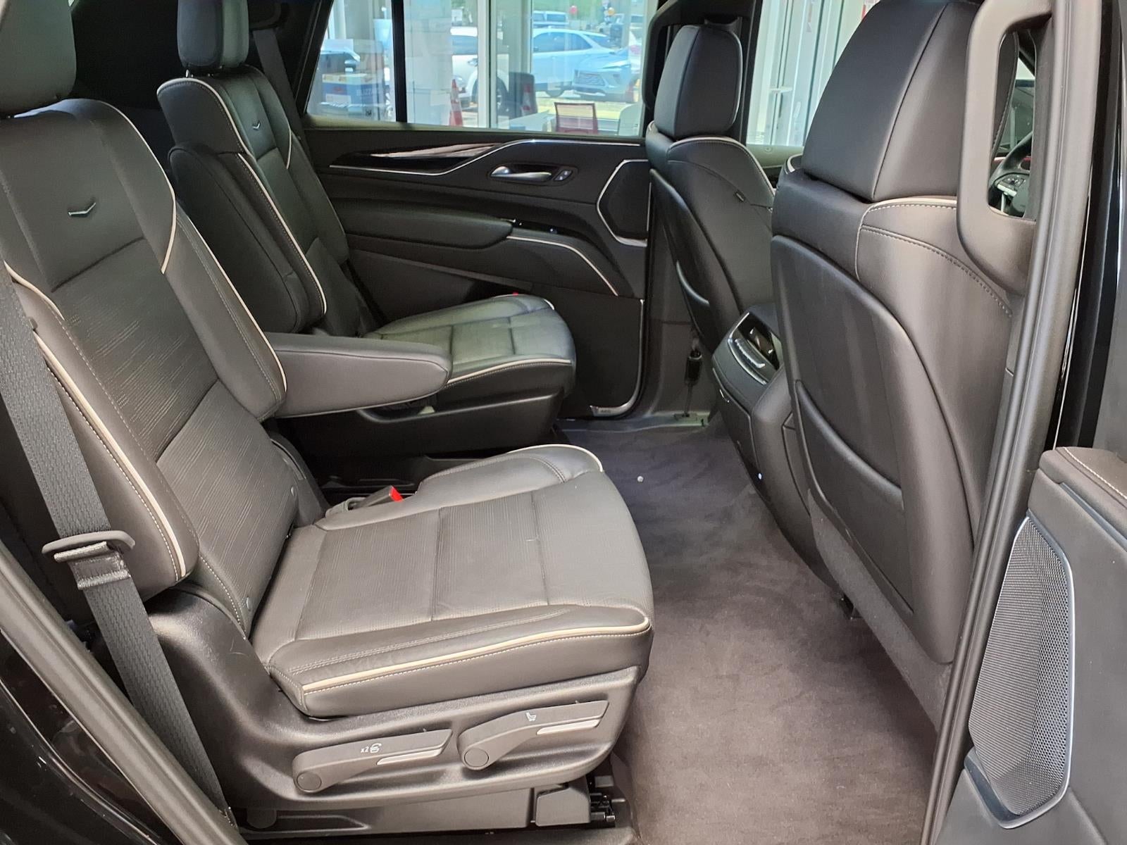 2024 Cadillac Escalade Sport