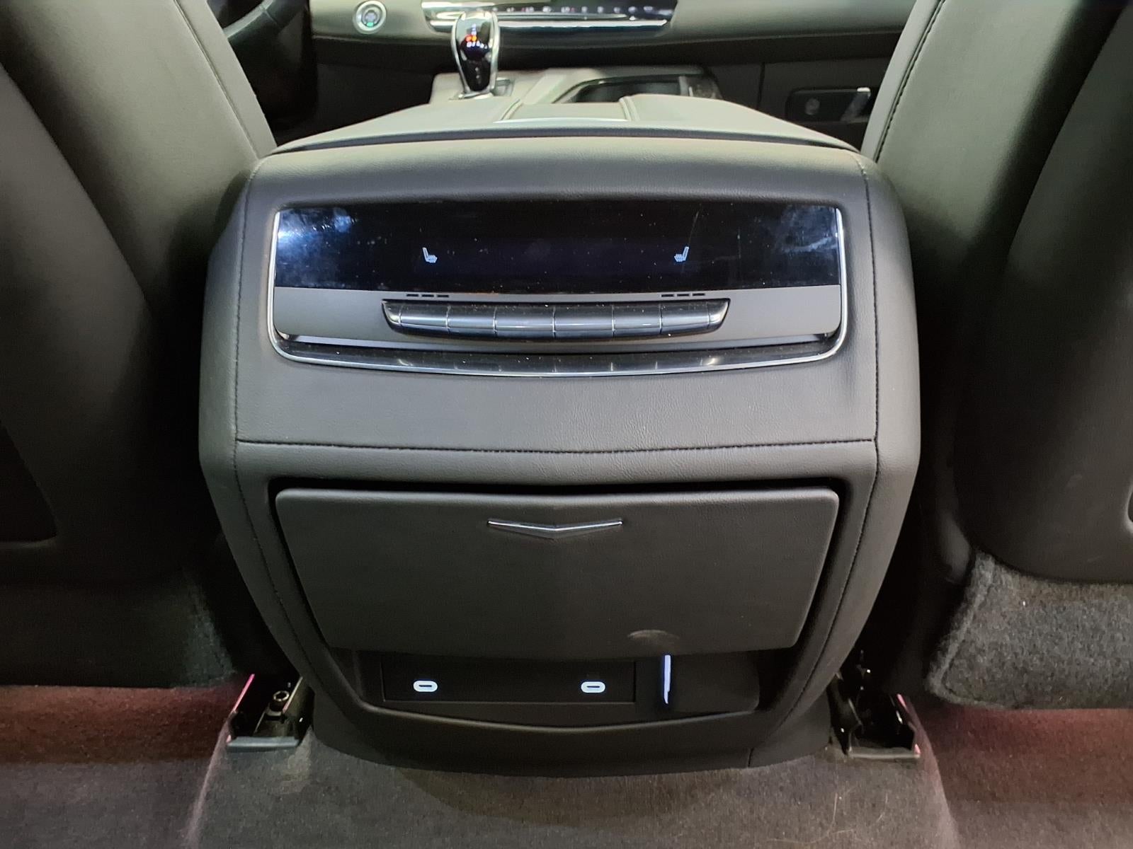2024 Cadillac Escalade Sport
