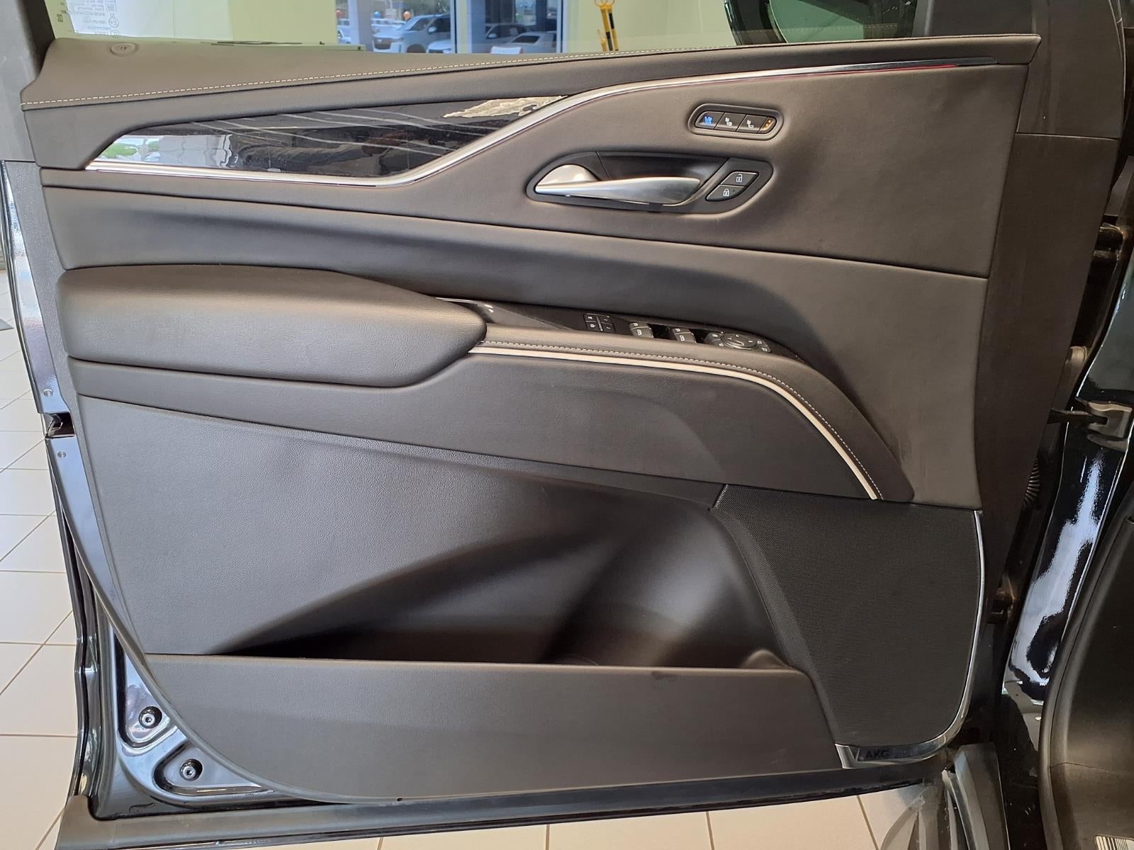 2024 Cadillac Escalade Sport