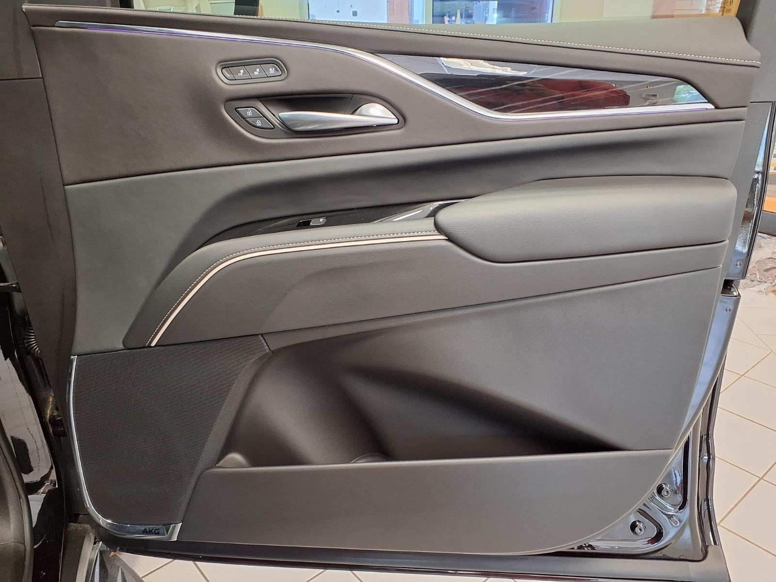 2024 Cadillac Escalade Sport
