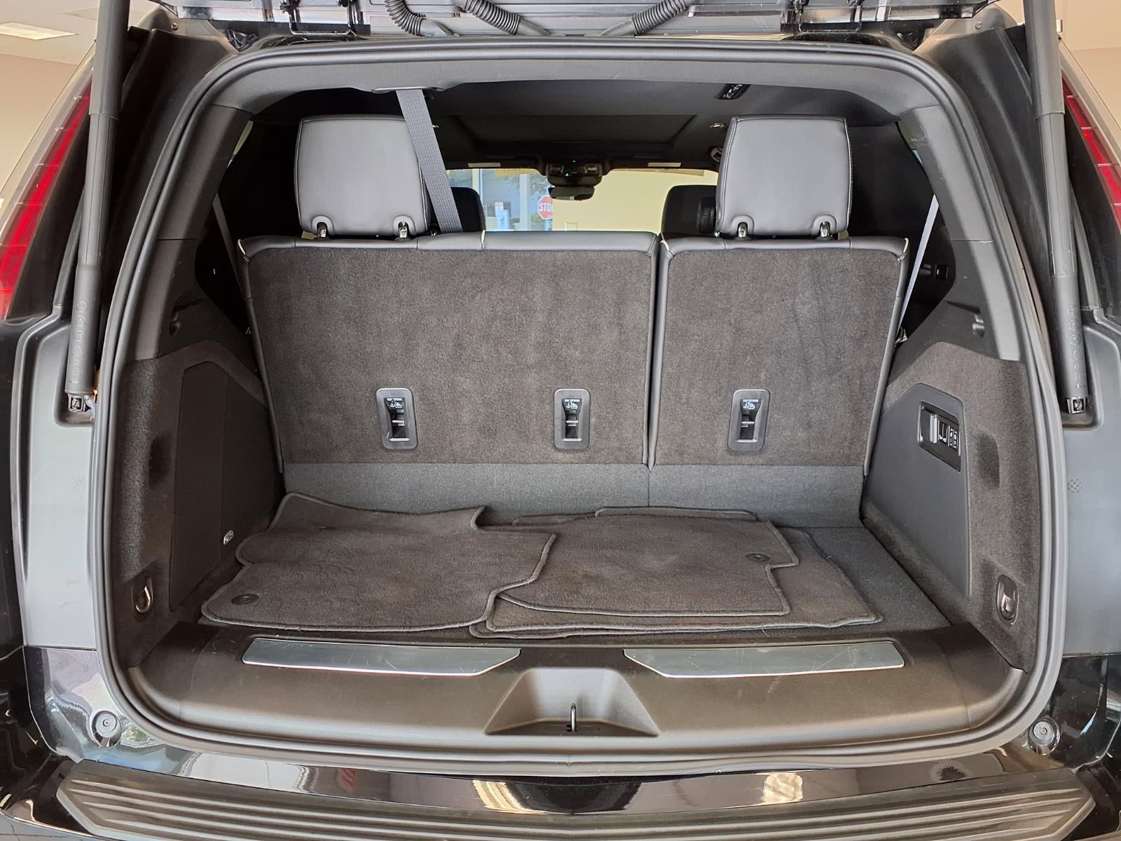2024 Cadillac Escalade Sport