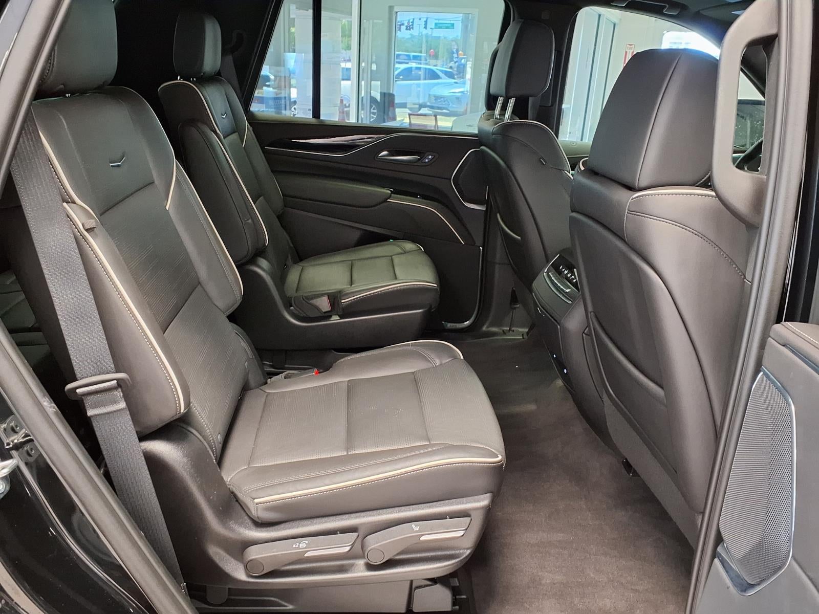 2024 Cadillac Escalade Sport