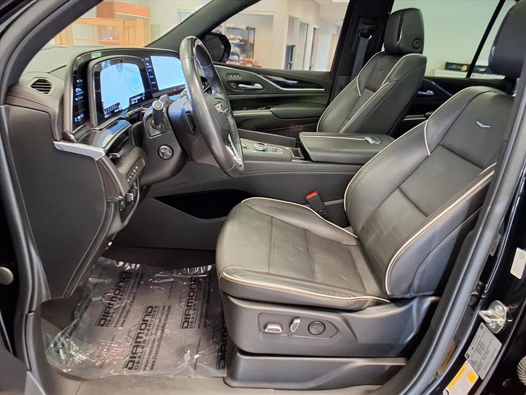 2023 Cadillac Escalade Sport