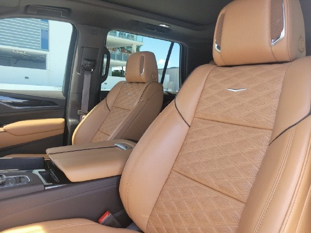 2024 Cadillac Escalade Sport