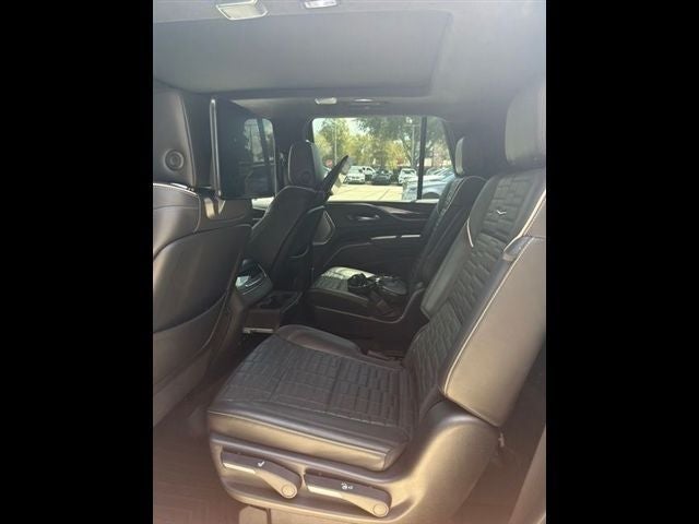2023 Cadillac Escalade Sport Platinum