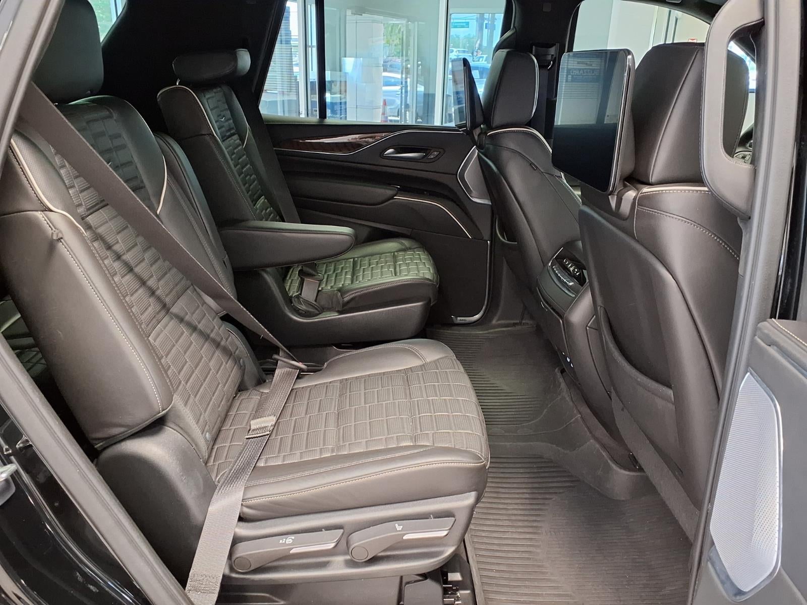 2023 Cadillac Escalade Sport Platinum