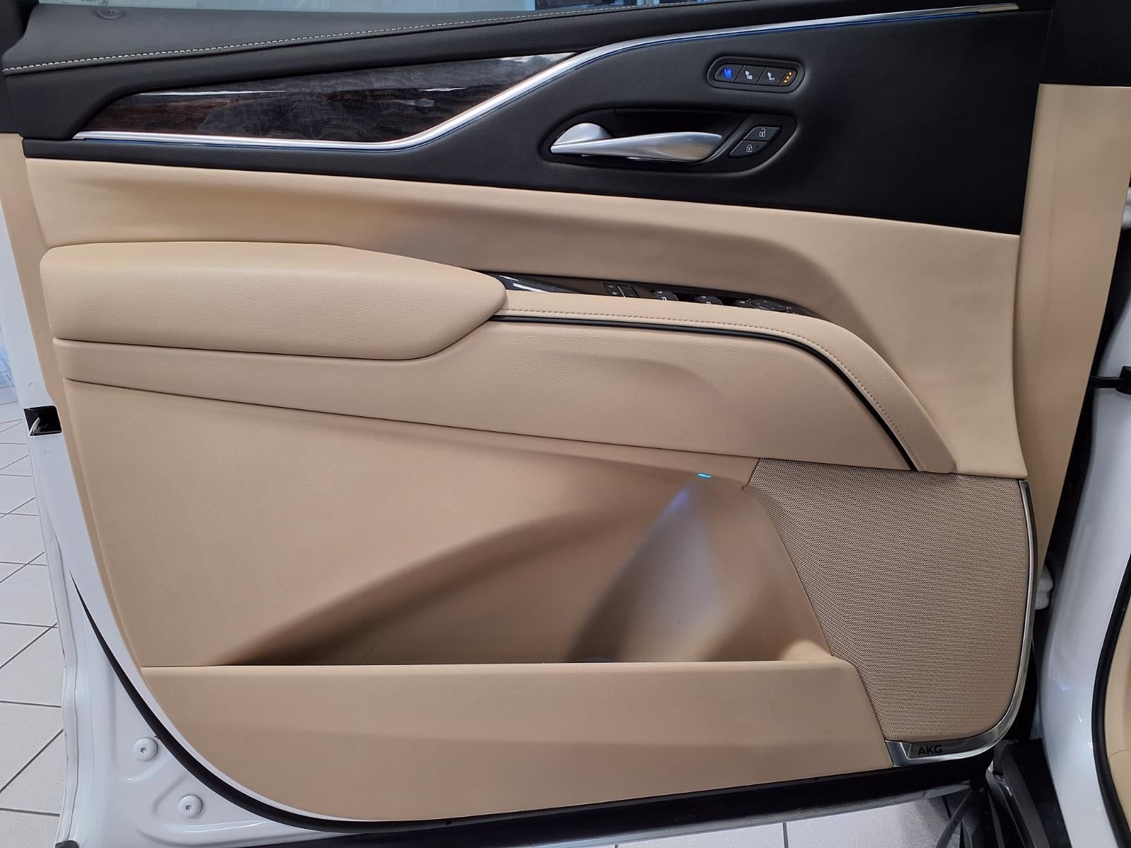 2023 Cadillac Escalade ESV Premium