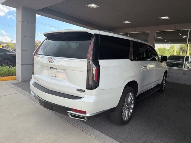 2023 Cadillac Escalade ESV Premium