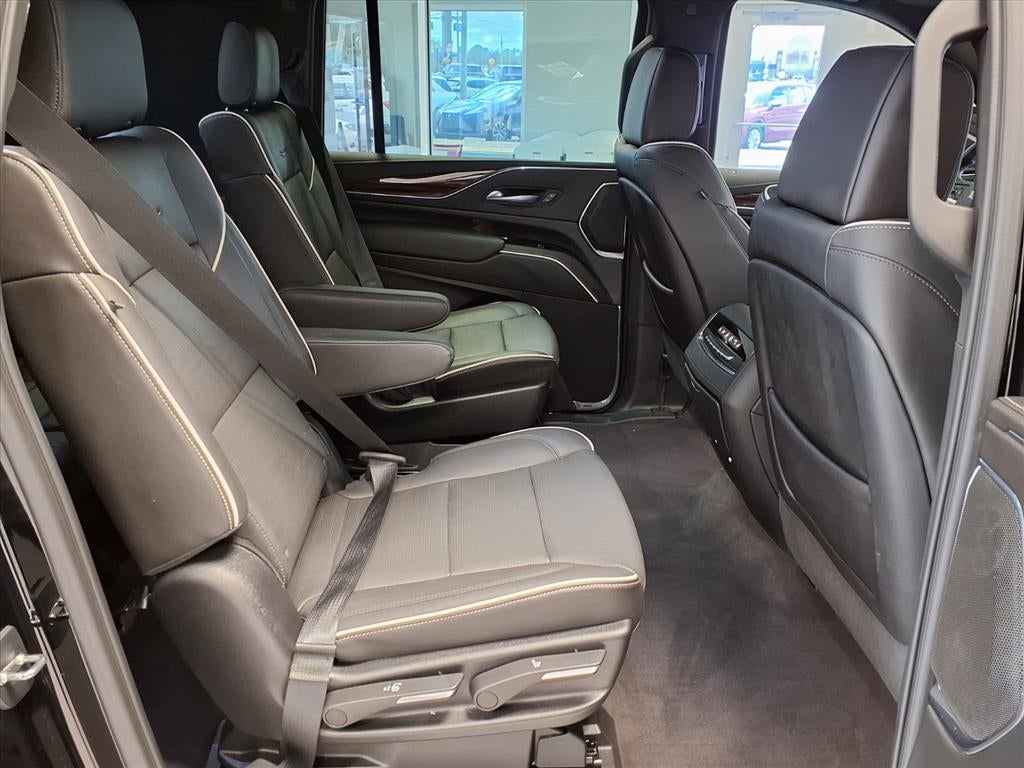 2023 Cadillac Escalade ESV Premium