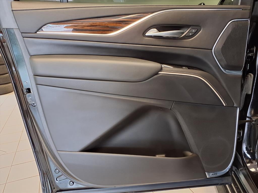 2023 Cadillac Escalade ESV Premium