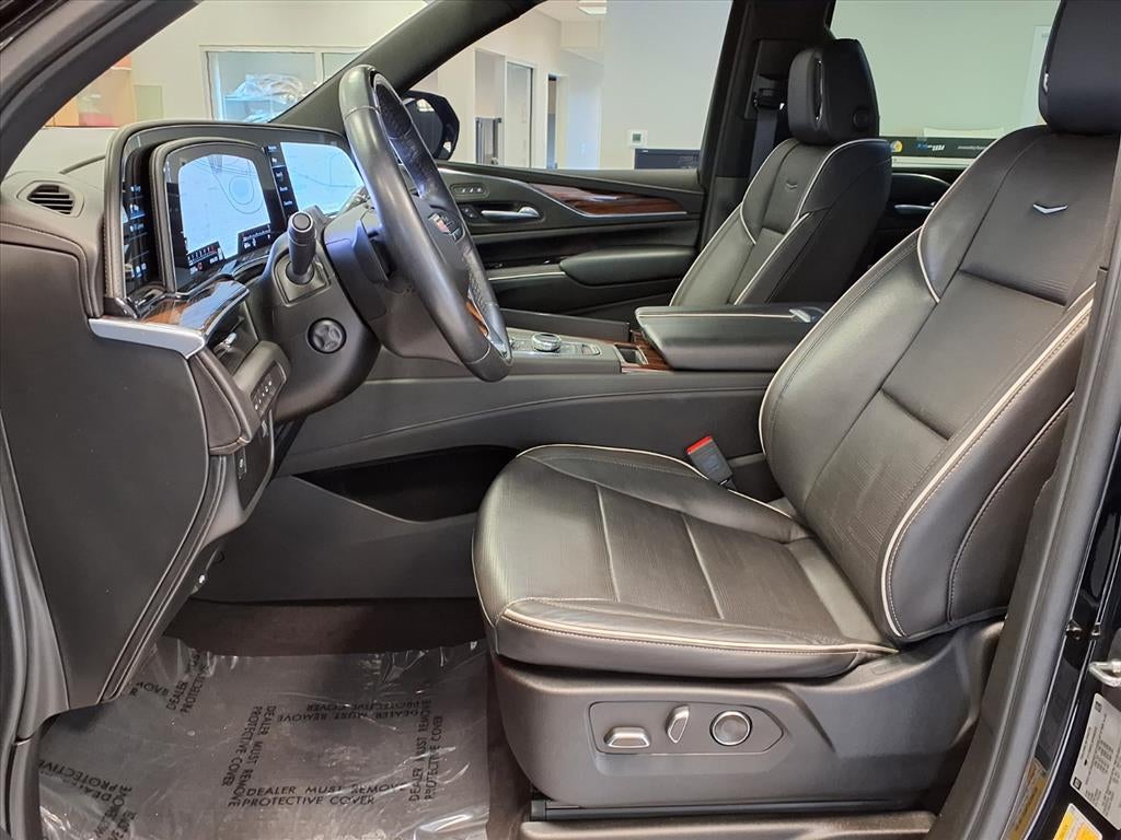 2023 Cadillac Escalade ESV Premium