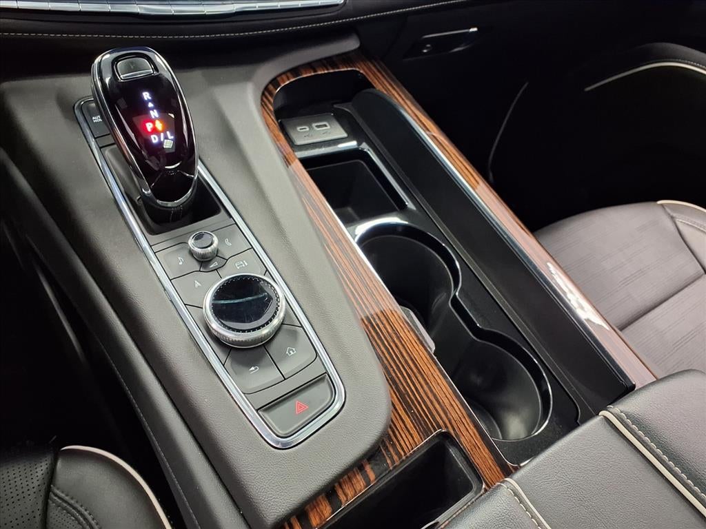 2023 Cadillac Escalade ESV Premium