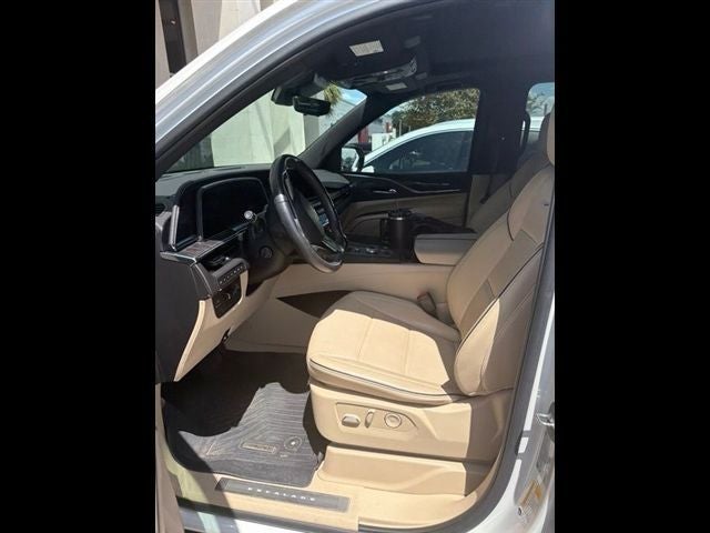 2022 Cadillac Escalade ESV Premium
