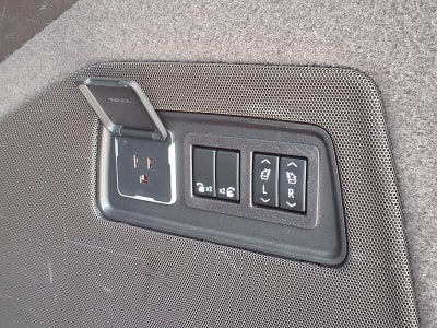 2023 Cadillac Escalade ESV Sport