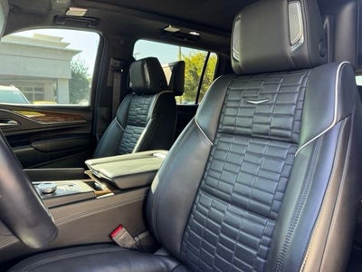 2023 Cadillac Escalade ESV Sport Platinum