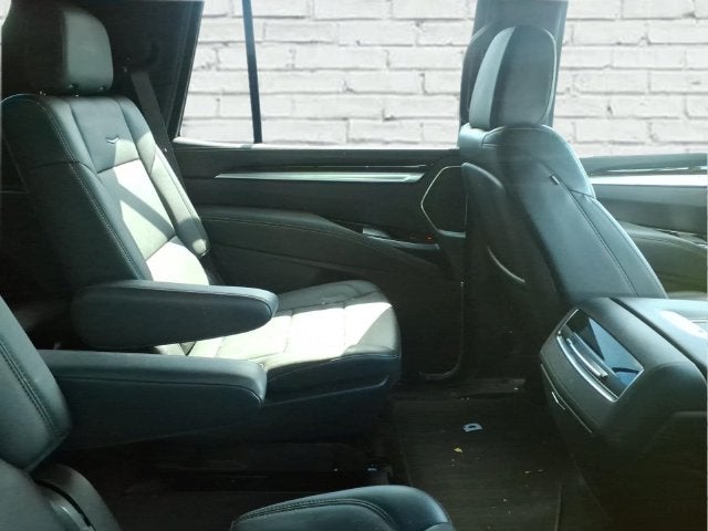 2025 Cadillac Escalade Luxury