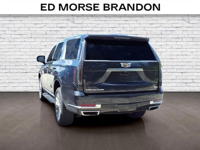 2025 Cadillac Escalade Luxury