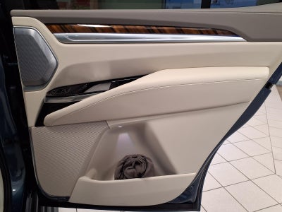 2025 Cadillac Escalade Premium Luxury Platinum