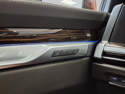 2025 Cadillac Escalade ESV Premium