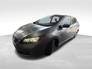 2022 Nissan LEAF SV