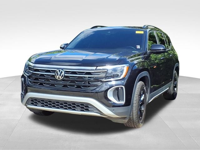 2024 Volkswagen Atlas 2.0T Peak Edition SEL