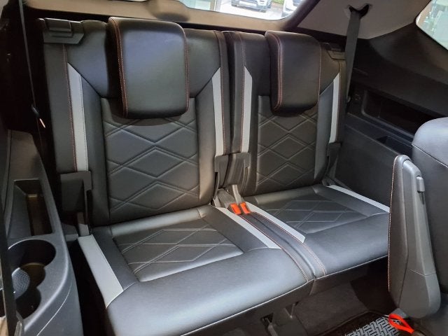 2024 Volkswagen Atlas 2.0T Peak Edition SEL