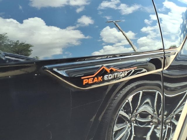 2024 Volkswagen Atlas 2.0T Peak Edition SEL