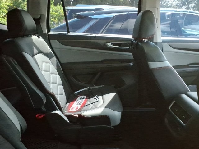 2024 Volkswagen Atlas 2.0T Peak Edition SEL