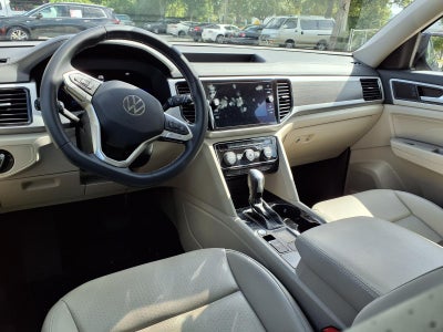 2022 Volkswagen Atlas 3.6L V6 SE w/Technology