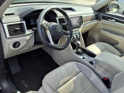 2022 Volkswagen Atlas 3.6L V6 SE w/Technology
