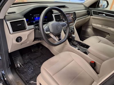 2022 Volkswagen Atlas 3.6L V6 SE w/Technology