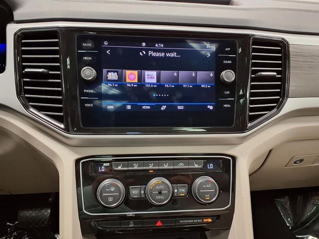 2022 Volkswagen Atlas 3.6L V6 SE w/Technology