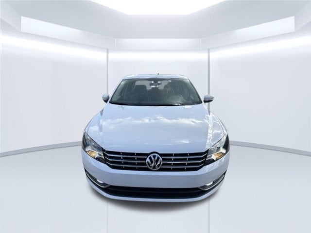 2015 Volkswagen Passat SEL Premium