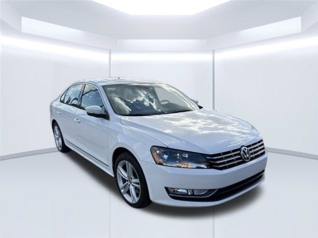2015 Volkswagen Passat SEL Premium
