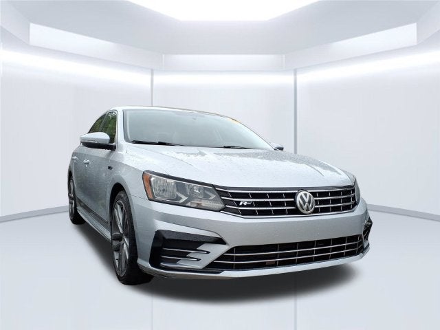 2017 Volkswagen Passat 1.8T R-Line