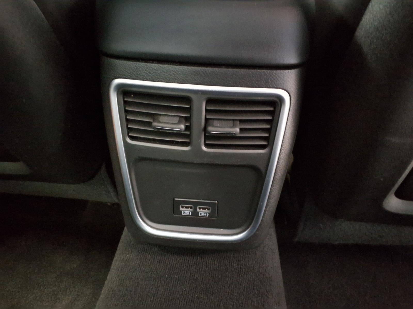 2022 Chrysler 300 Touring