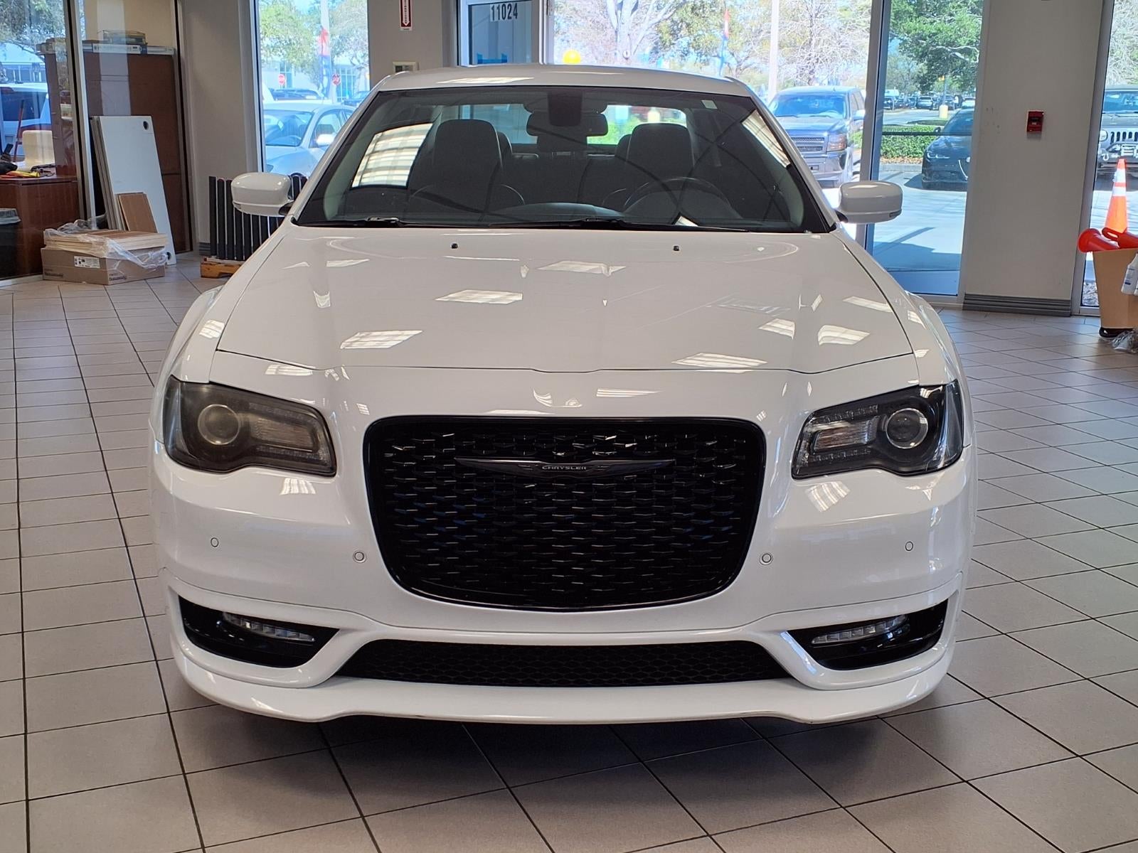 2022 Chrysler 300 Touring