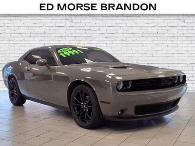 2017 Dodge Challenger SXT