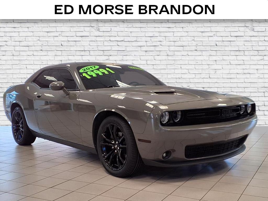 2017 Dodge Challenger SXT